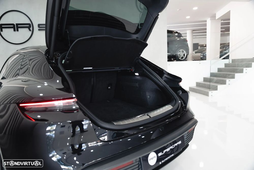 Porsche Taycan Sport Turismo 4S Black Edition - 54