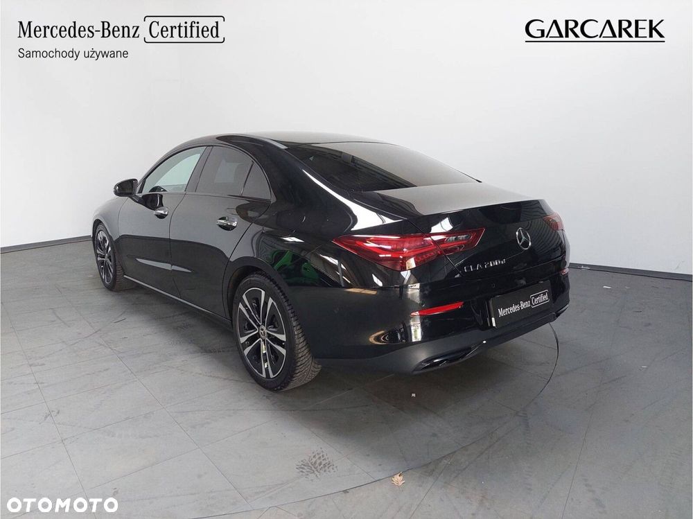 Mercedes-Benz CLA 200 d Progressive 8G-DCT - 4