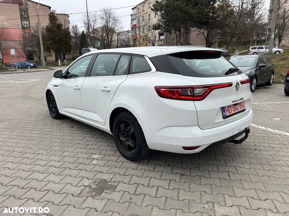Renault Megane ENERGY TCe 100 LIFE - 4