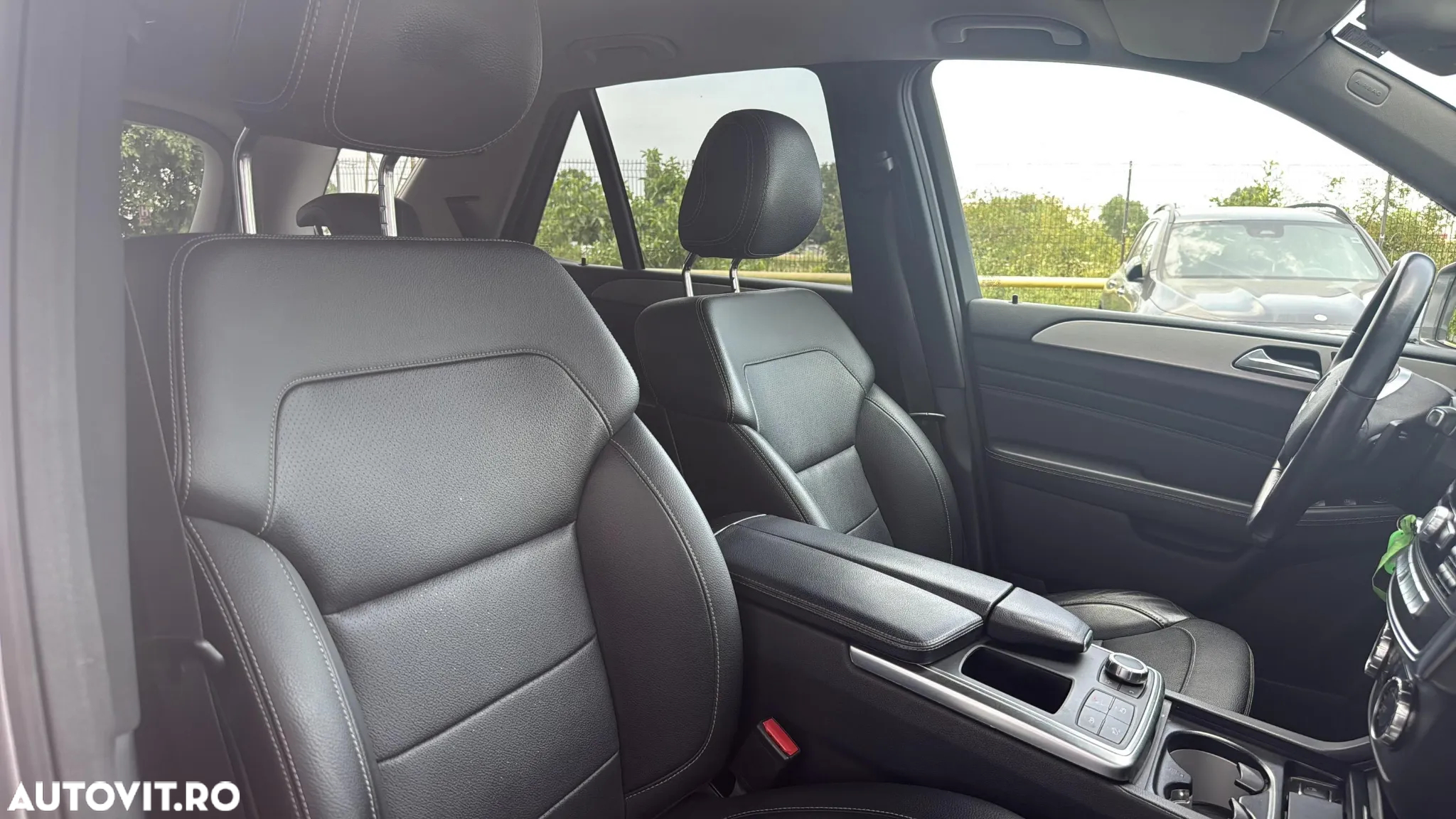 Mercedes-Benz ML - 27