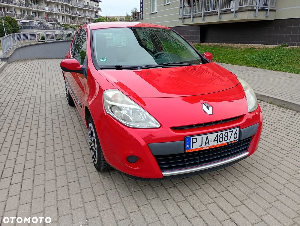 Renault Clio 1.2 16V Alize - 10