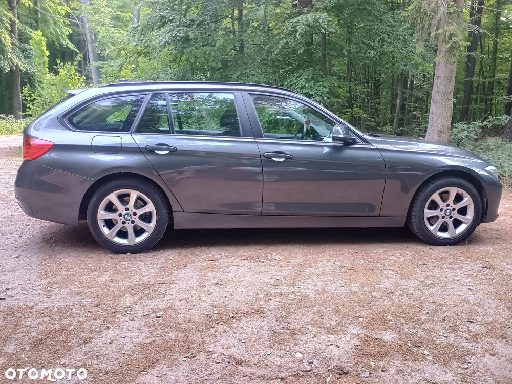 BMW Seria 3 - 12