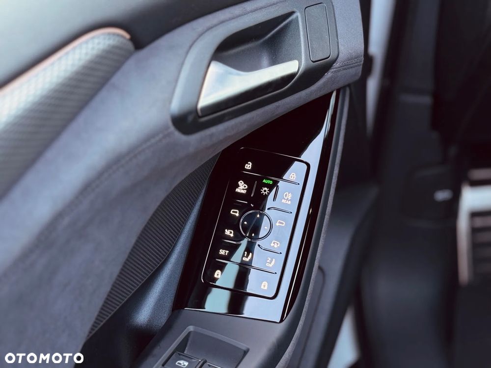 Audi A6 Avant e-tron - 14