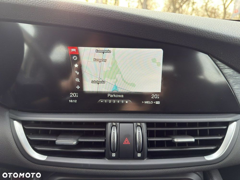 Alfa Romeo Giulia - 28