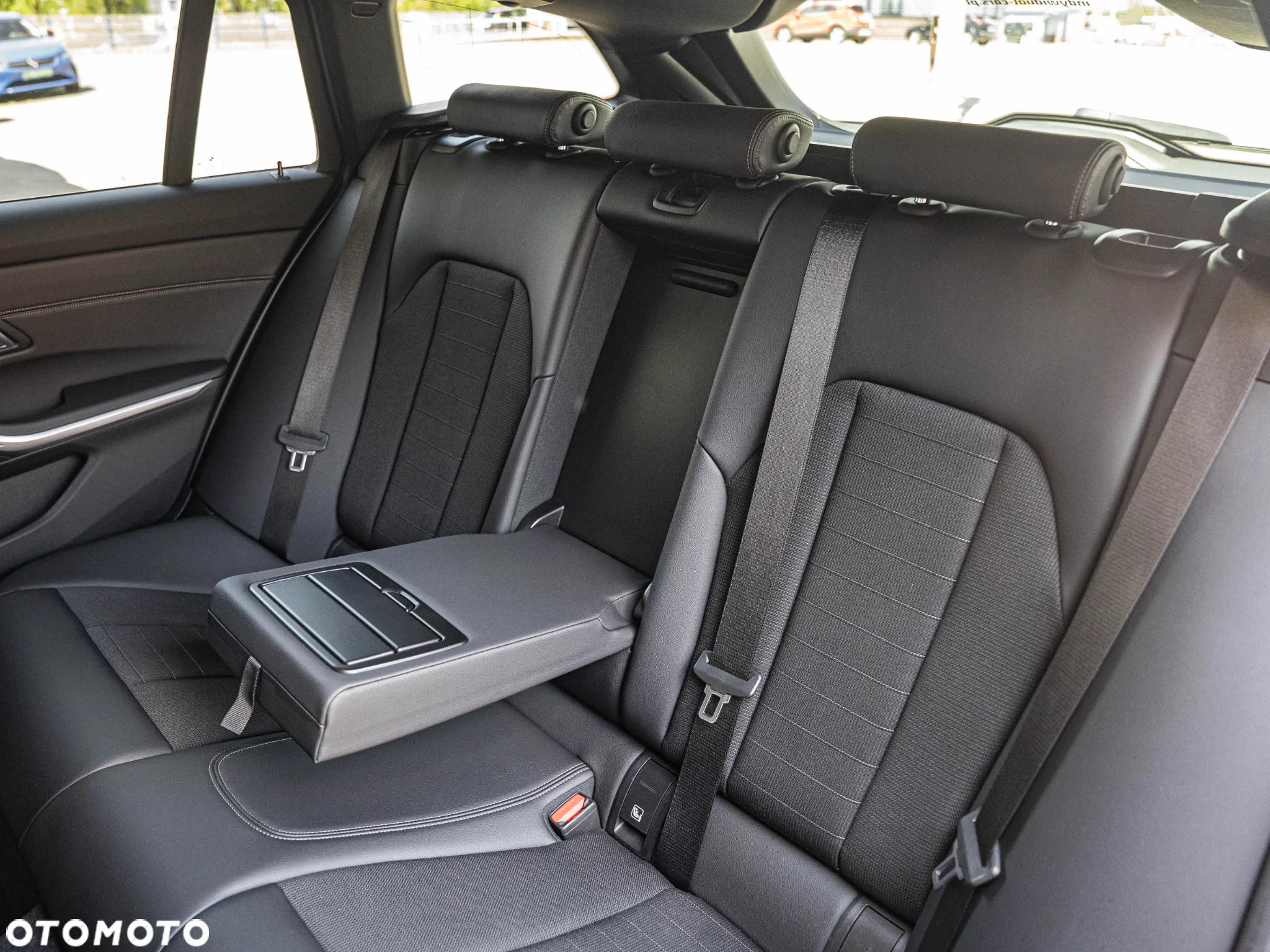 BMW Seria 3 320d Touring xDrive Sport Line - 29
