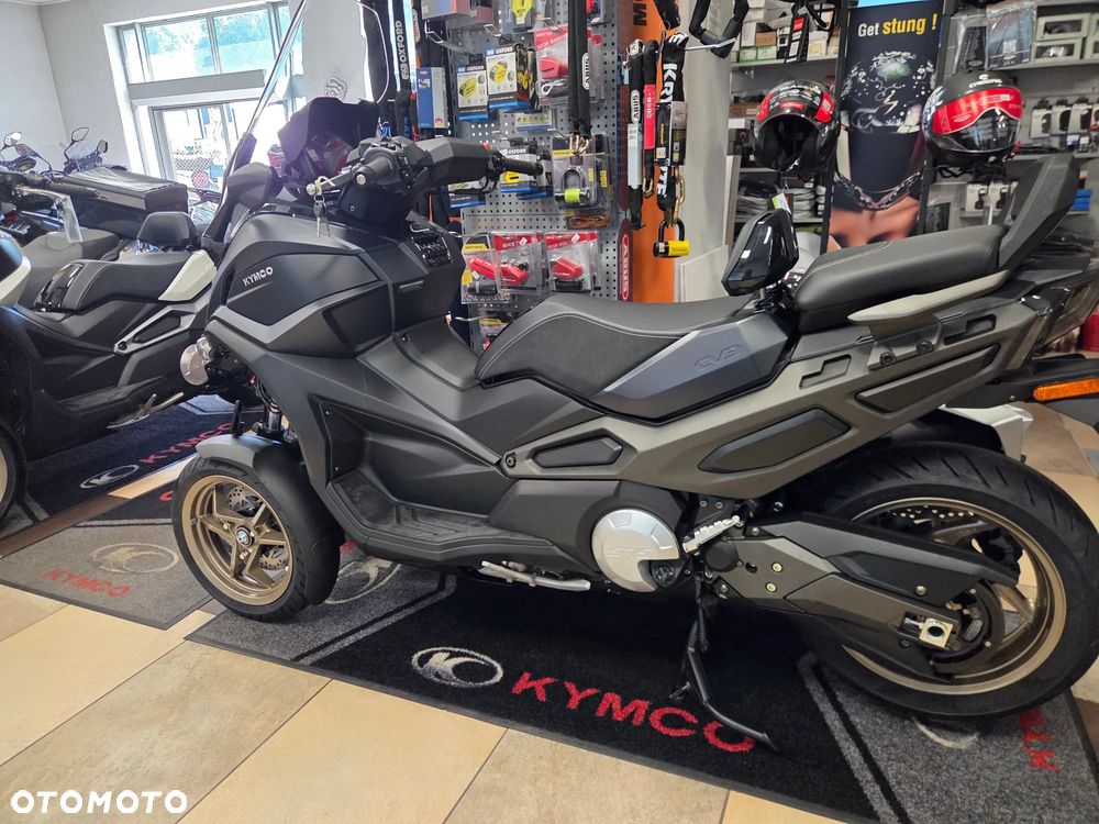 Kymco CV3 - 8