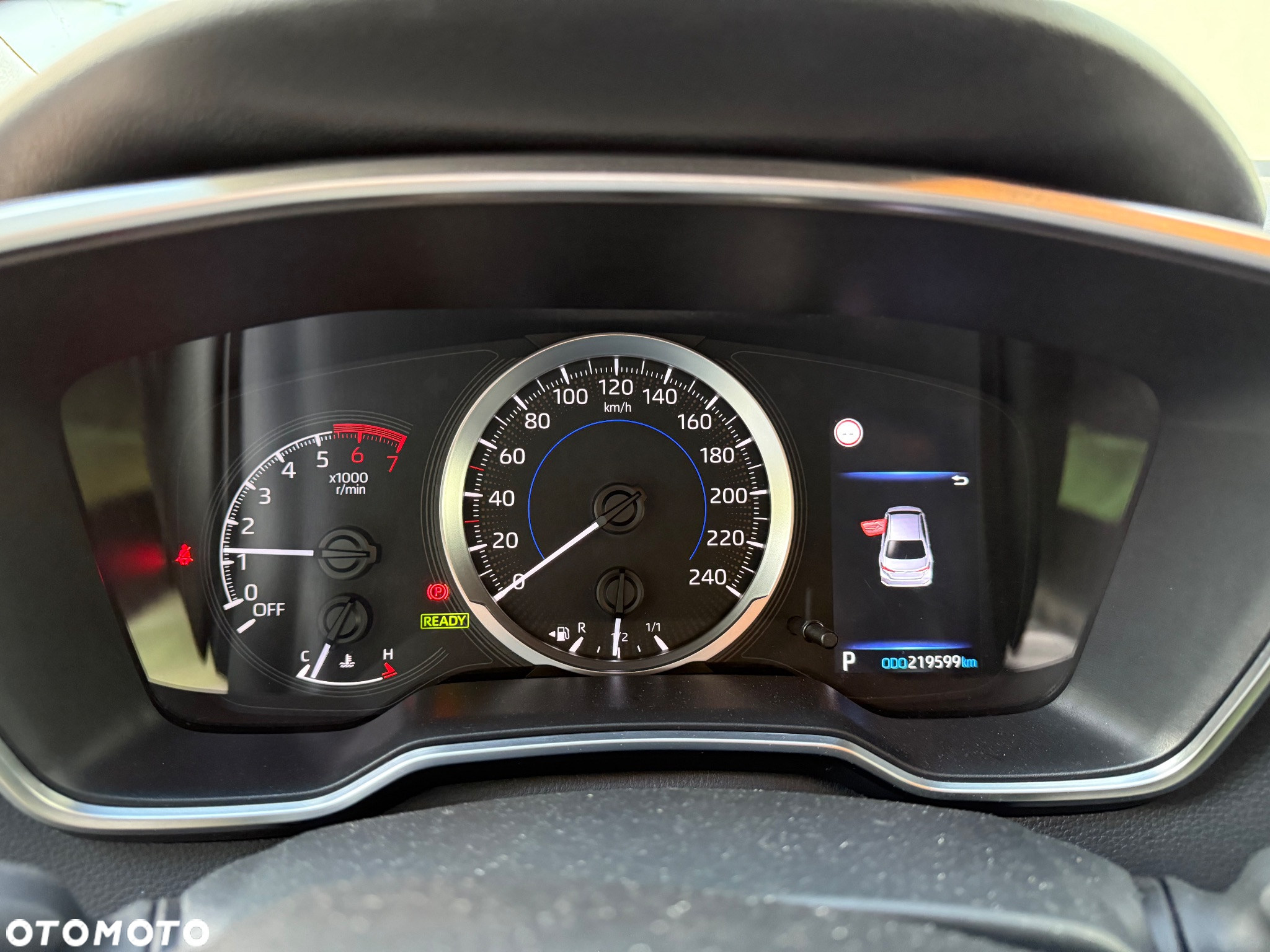 Toyota Corolla 1.8 Hybrid GPF Comfort - 32
