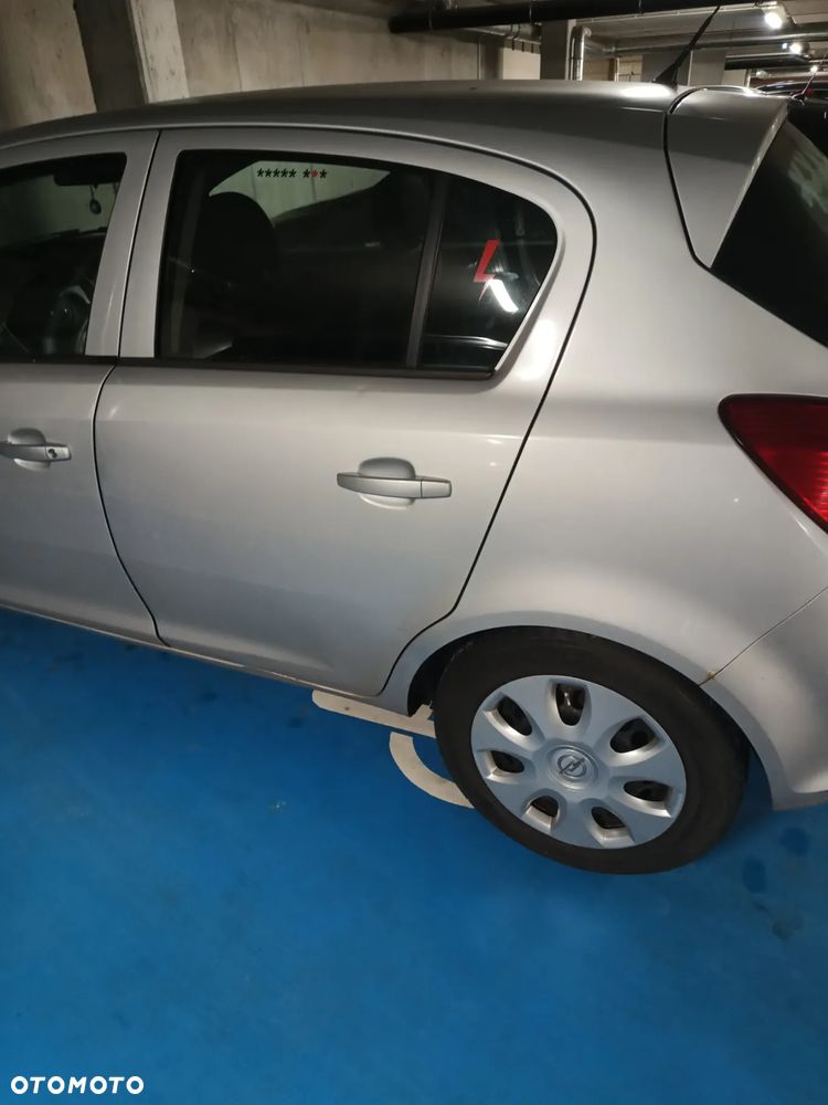 Opel Corsa 1.2 16V Enjoy - 20