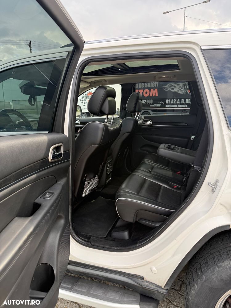 Jeep Grand Cherokee 3.0 TD AT Overland - 12