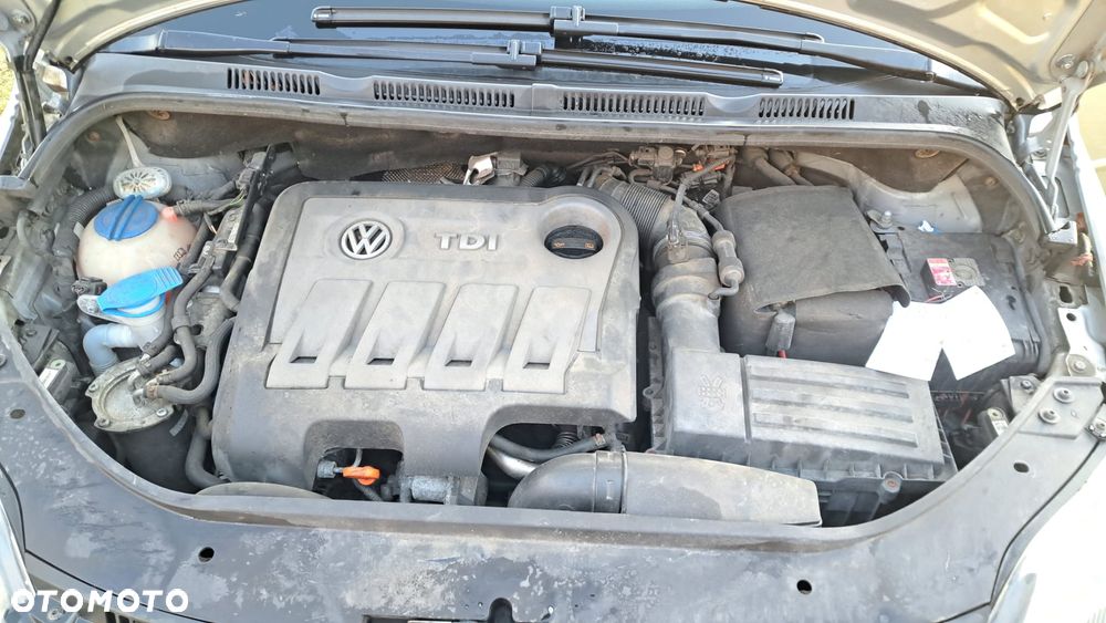 Volkswagen Golf Plus 2.0 TDI DPF DSG Style - 16