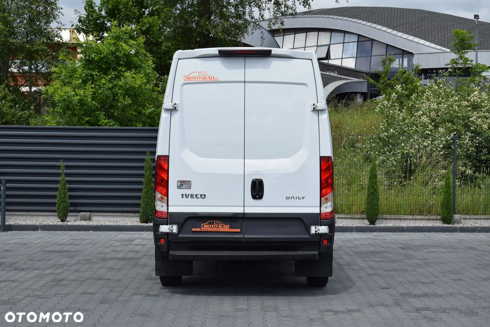 Iveco DAILY 35S12 / 2.3 - 120 KM / DOSTAWCZE / BLASZAK / KLIMA / TEMPOMAT / KLIMA / TRYB CITY / SERWISOWANY / SPROWADZONY Z NIEMIEC - 6