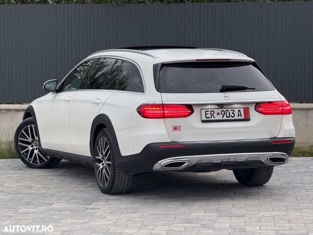 Mercedes-Benz E 220 d 4Matic T All-Terrain 9G-TRONIC Exclusive - 4