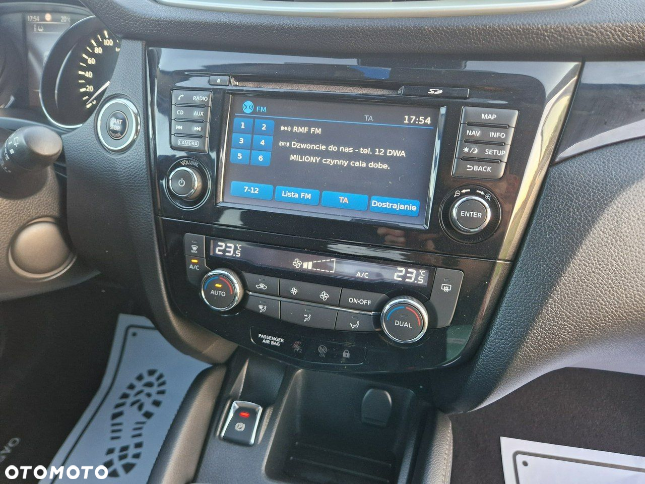Nissan Qashqai - 11