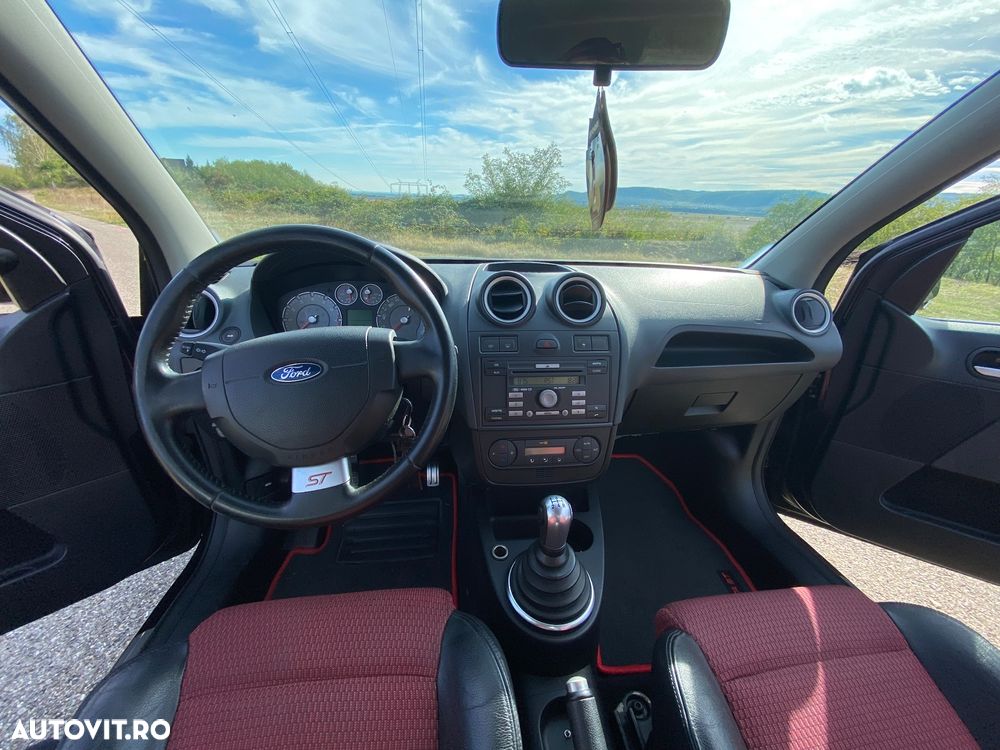 Ford Fiesta - 6