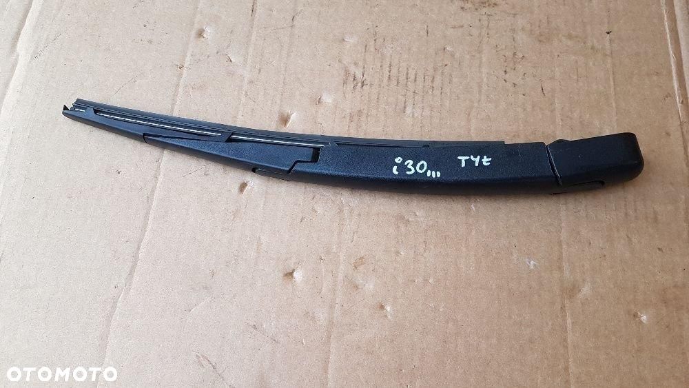 Hyundai i30 III PDE ramię wycieraczki tylnej szyby kombi nowy 2018 - 1