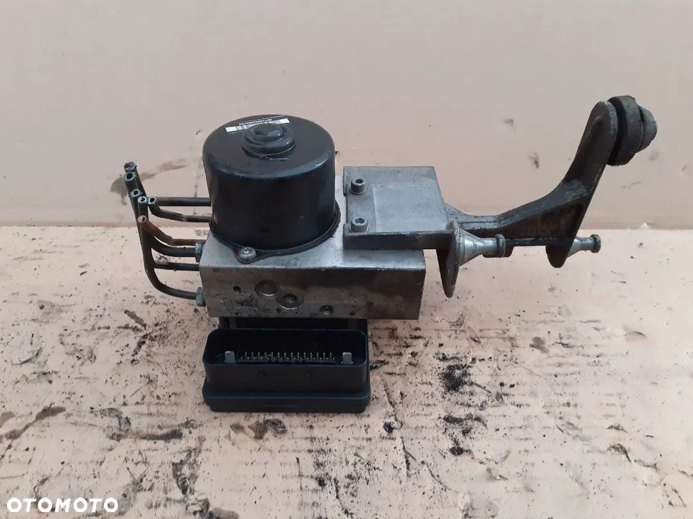 POMPA ABS MERCEDES W203 c klasa a2034310812 - 2