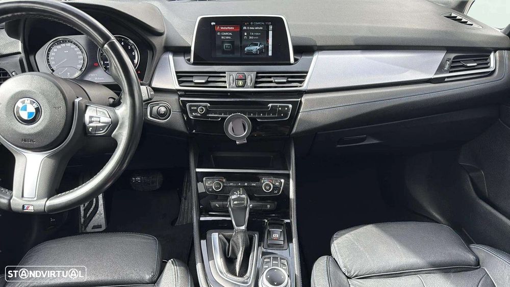 BMW 225xe Active Tourer - 14