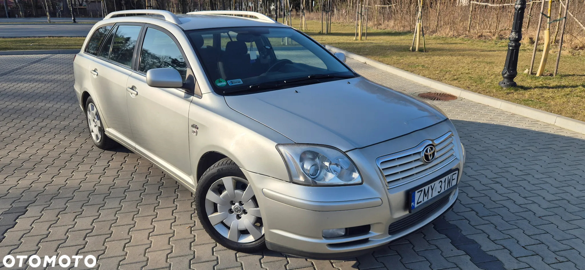 Toyota Avensis 2.0 D-4D Sol Plus - 4