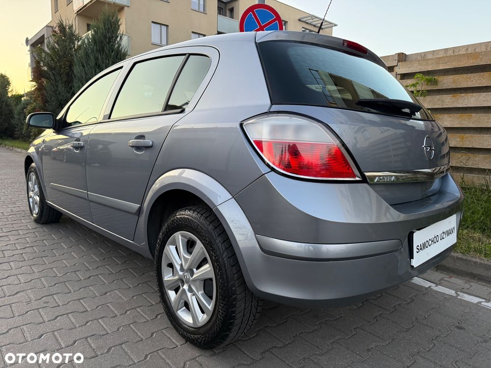 Opel Astra 1.4 NJoy - 14