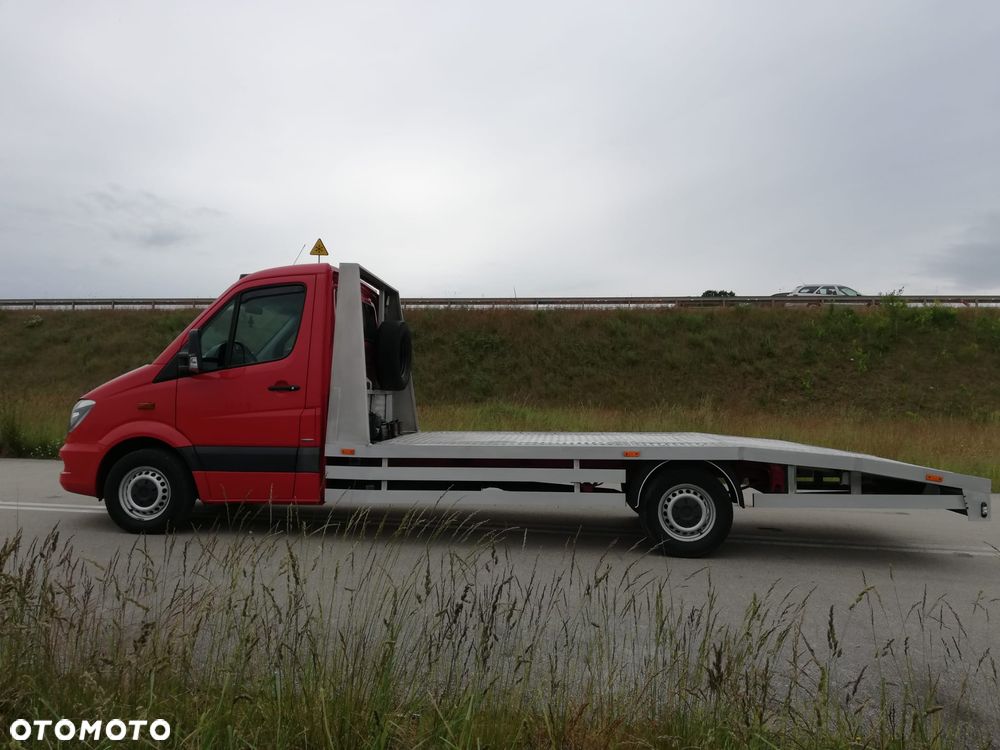 Mercedes-Benz Sprinter - 6