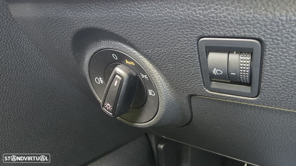 SEAT Arona 1.0 TSI FR - 29