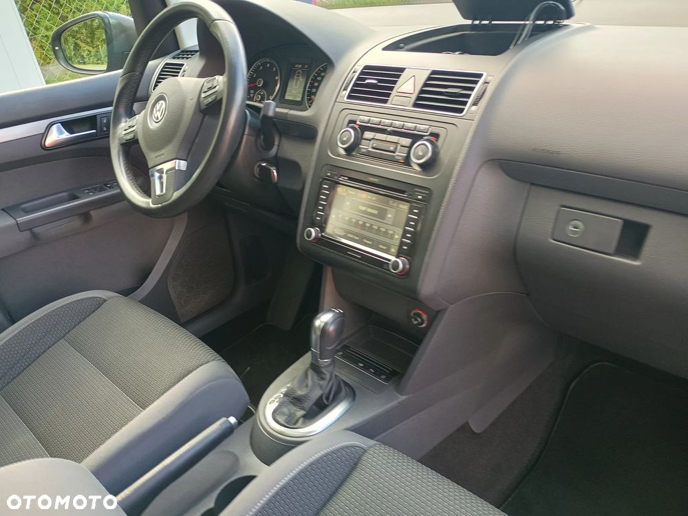 Volkswagen Touran 1.4 TSI DSG Highline - 12