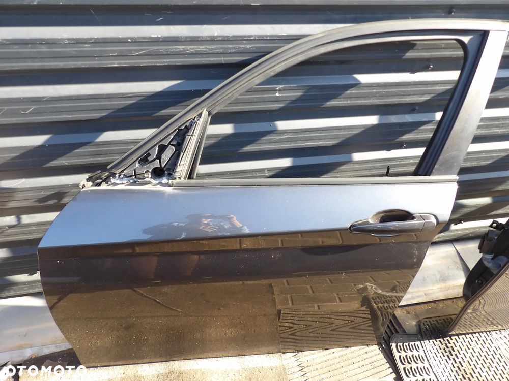 BMW - F20 - KOLOR B39 - DRZWI LEWY PRZÓD - 1