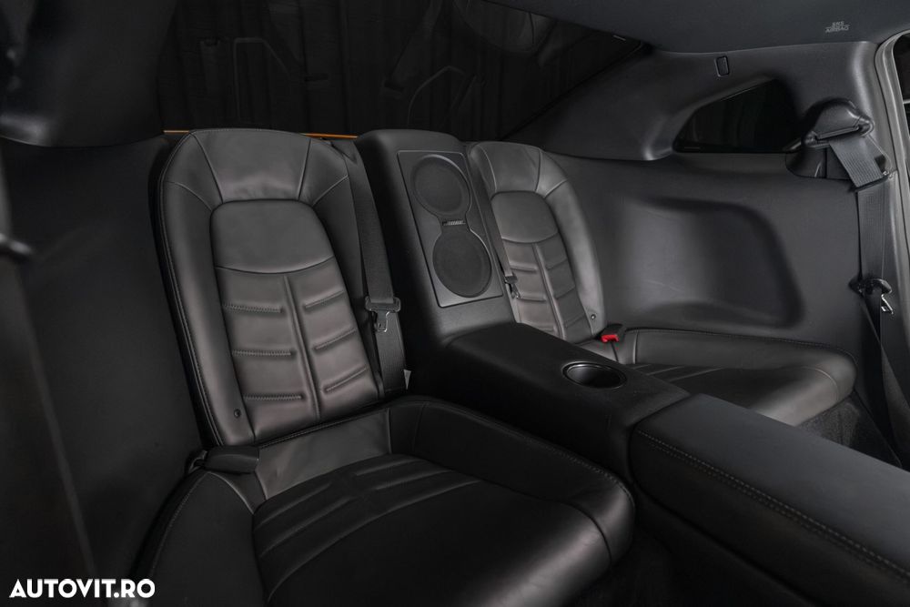 Nissan GT-R - 33