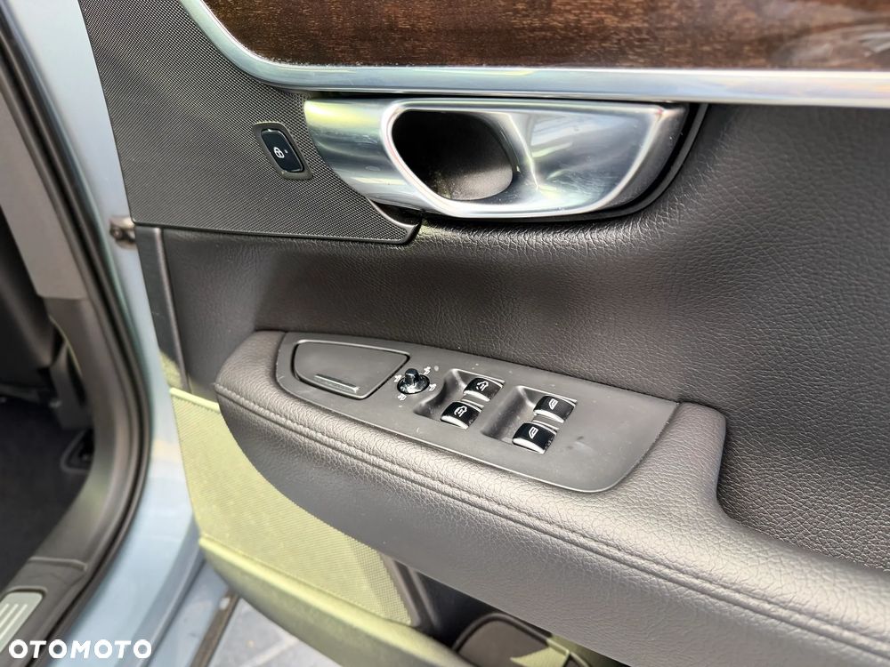 Volvo S90 T5 Momentum - 14