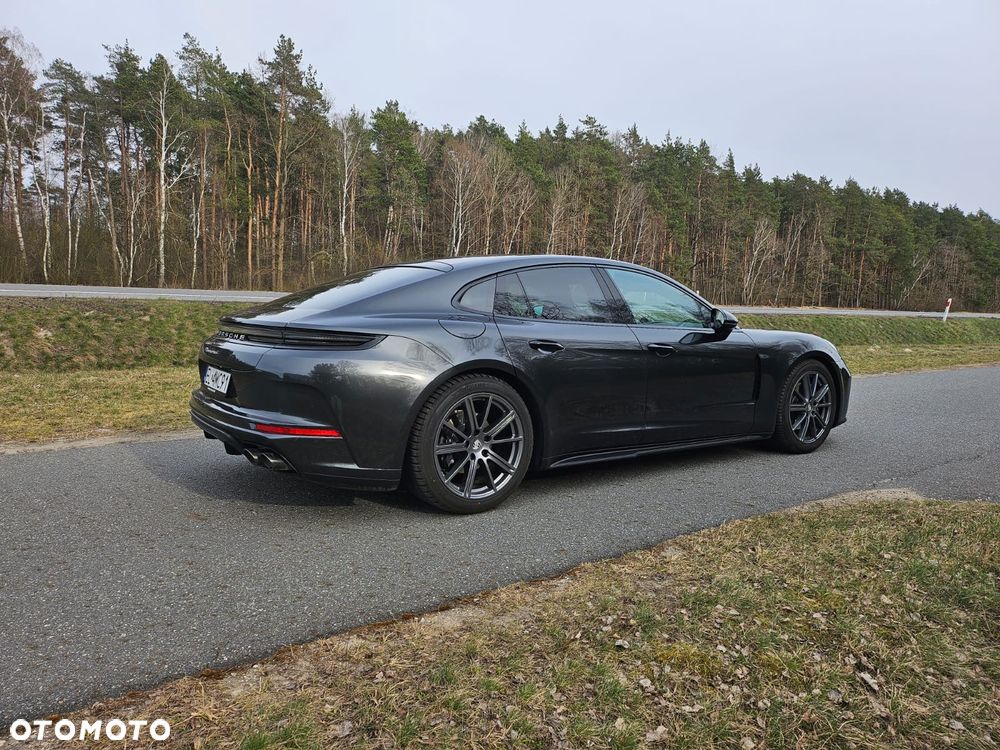 Porsche Panamera - 23