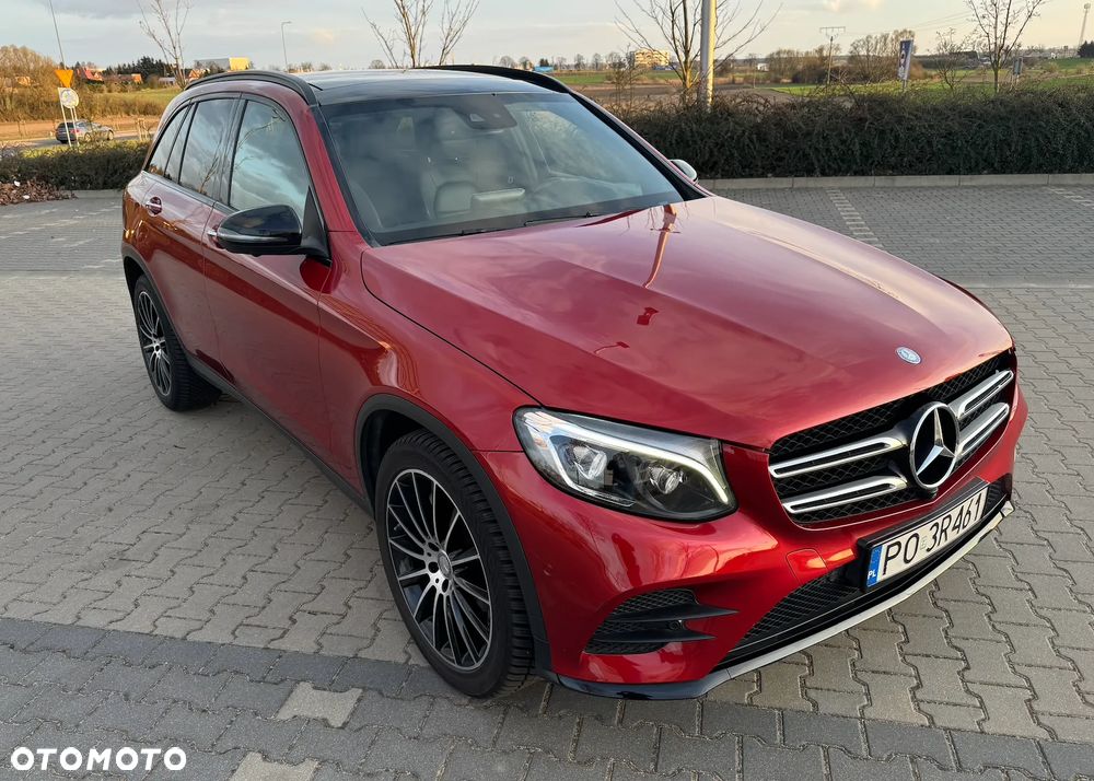 Mercedes-Benz GLC - 11