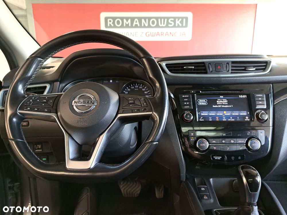 Nissan Qashqai 1.3 DIG-T N-Connecta DCT - 21