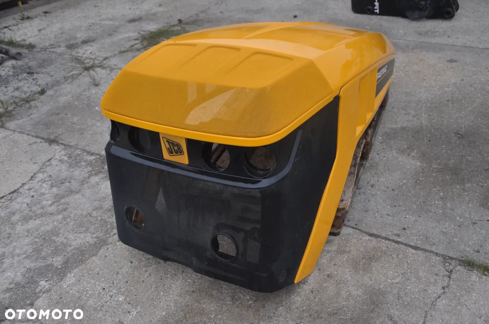 Maska pokrywa  silnika JCB Fastrac 4220 - 2