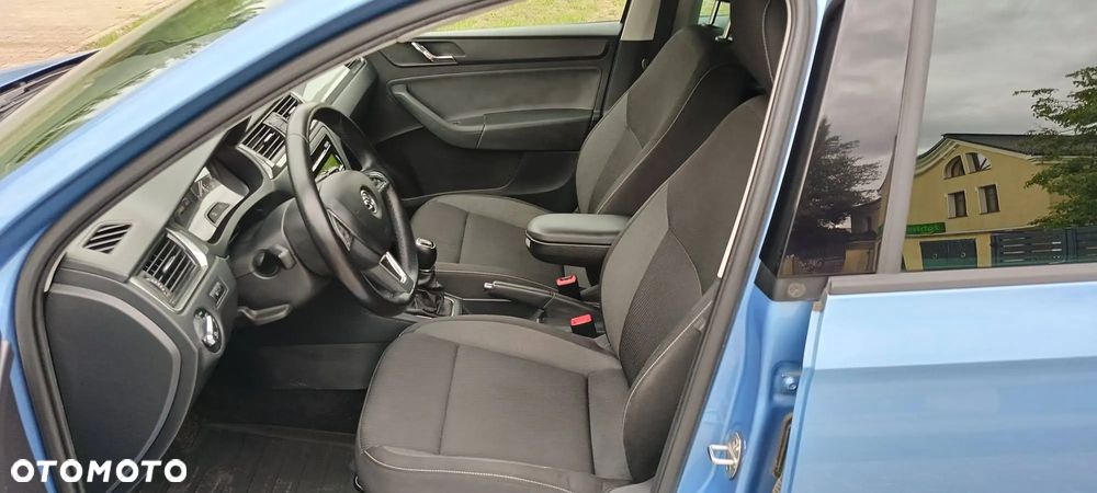 Skoda RAPID 1.2 TSI Ambition - 8