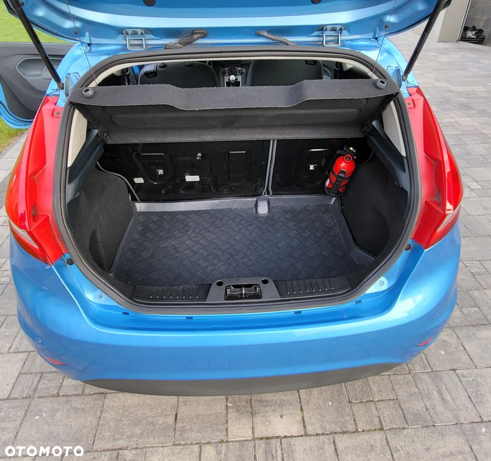 Ford Fiesta 1.25 Silver X (Trend) EU5 - 13