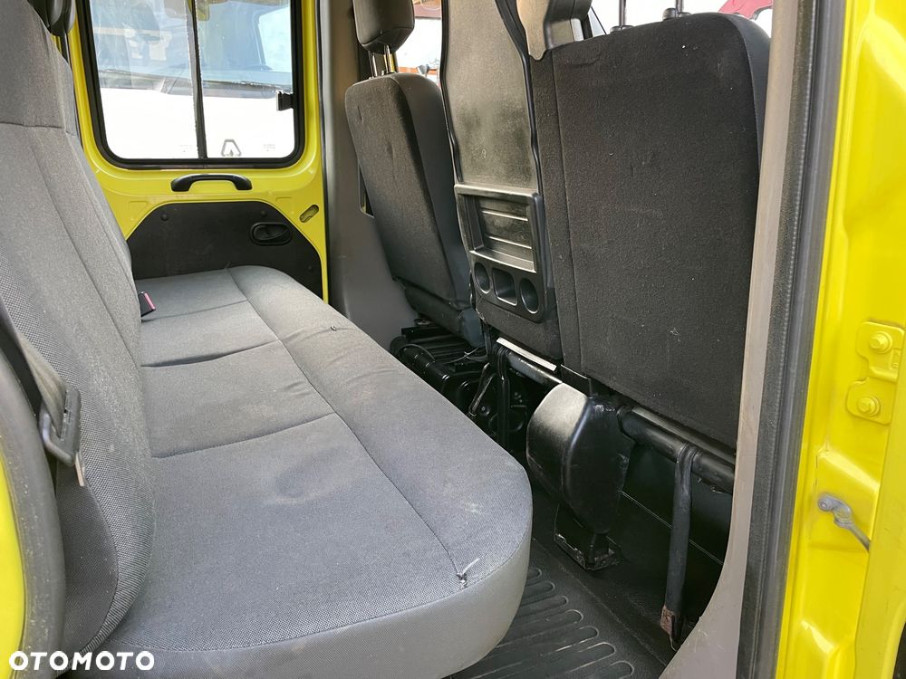 Renault Master wywrotka 7 osobowa - 28