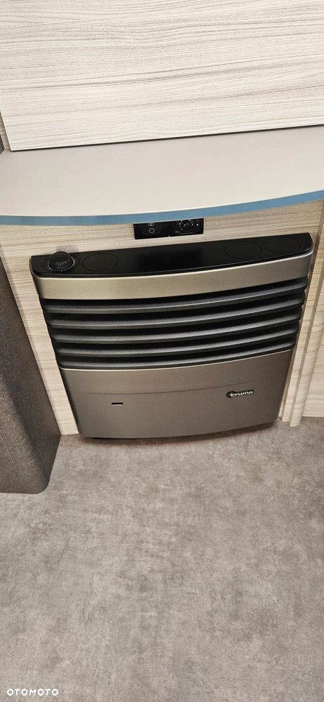 Dethleffs 460El C JOY noweczka salon Niemcy - 16