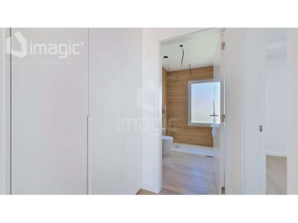 Moradia T4 nova de Design moderno, em Mafra. - Grande imagem: 4/27