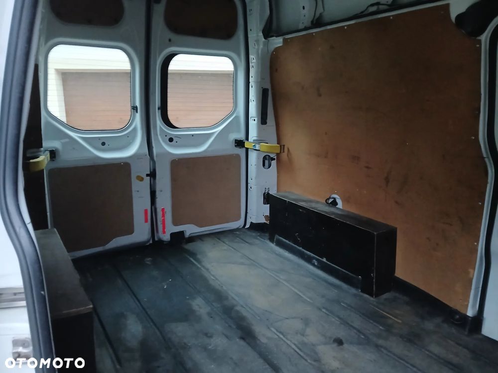 Ford Transit custom - 13