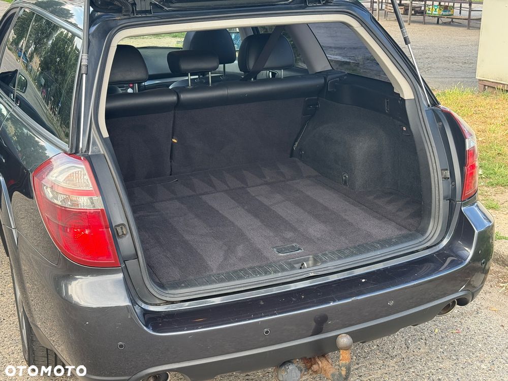 Subaru Outback 2.0D RA HID - 11