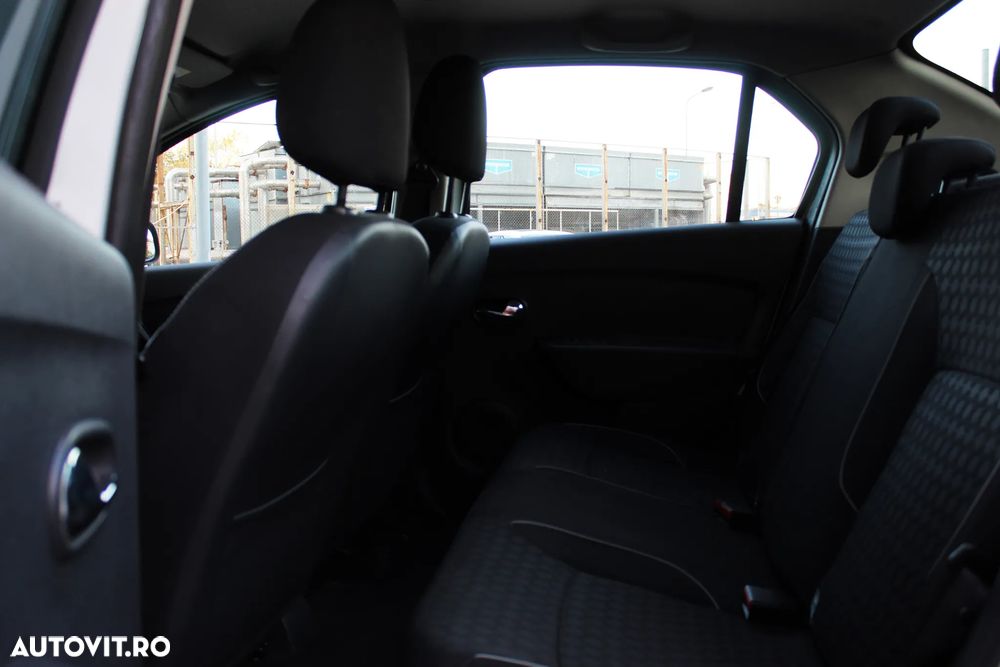 Dacia Logan 1.2 Prestige - 10