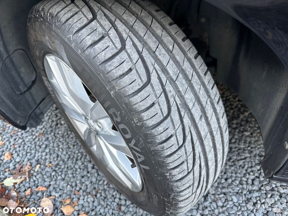 Volkswagen Touran 1.6 TDI SCR BlueMotion Technology Comfortline - 18