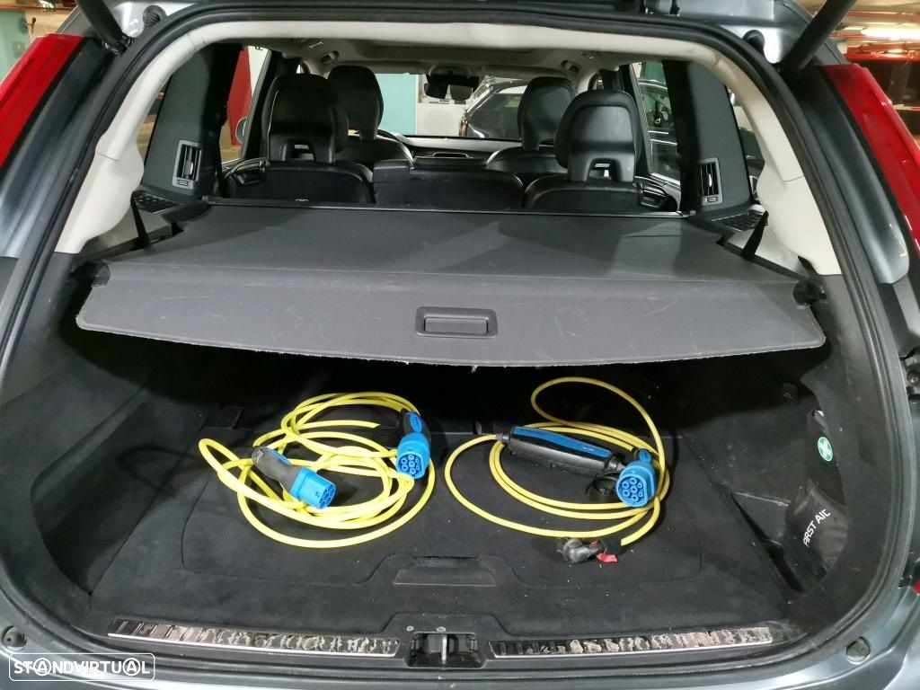 Volvo XC 90 2.0 T8 PHEV Momentum AWD - 11