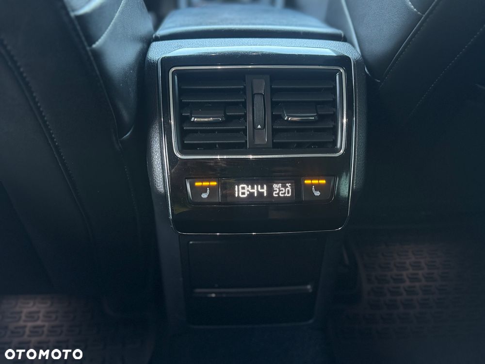 Skoda Superb 2.0 TSI 4x4 Sportline DSG - 14