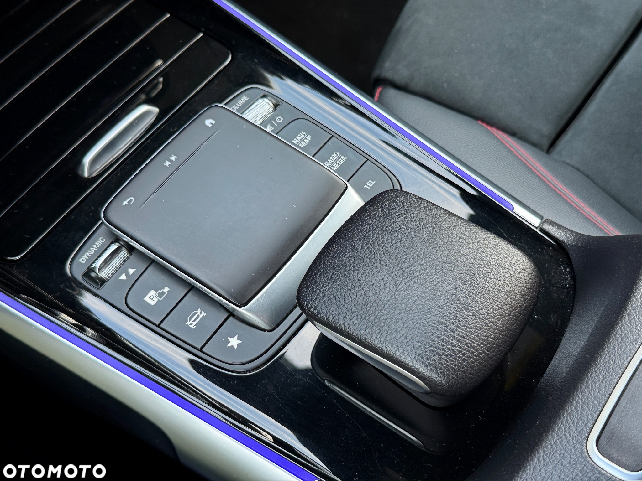 Mercedes-Benz GLB 200 d 4-Matic AMG Line 8G-DCT - 38