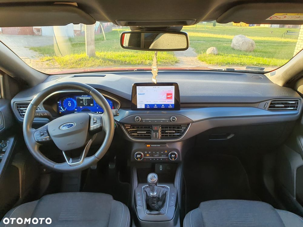 Ford Focus 1.0 EcoBoost mHEV Active X - 9