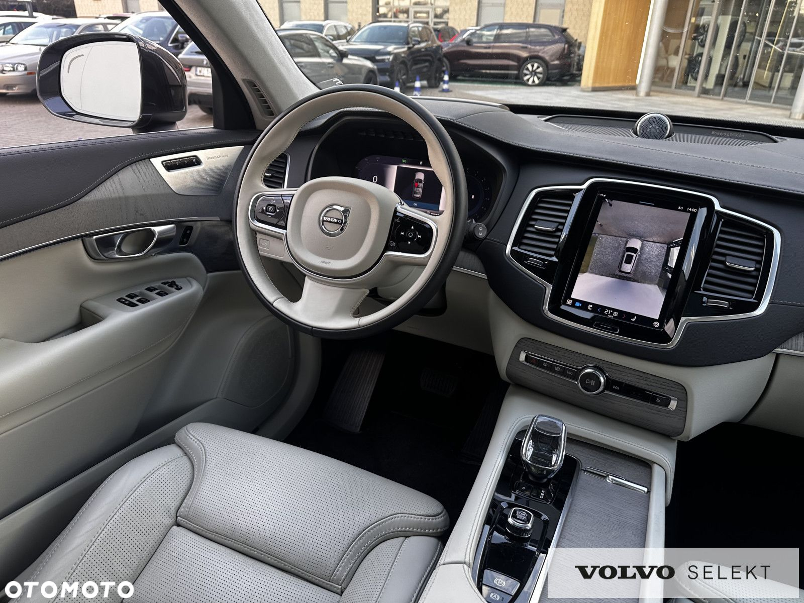 Volvo XC 90 - 12