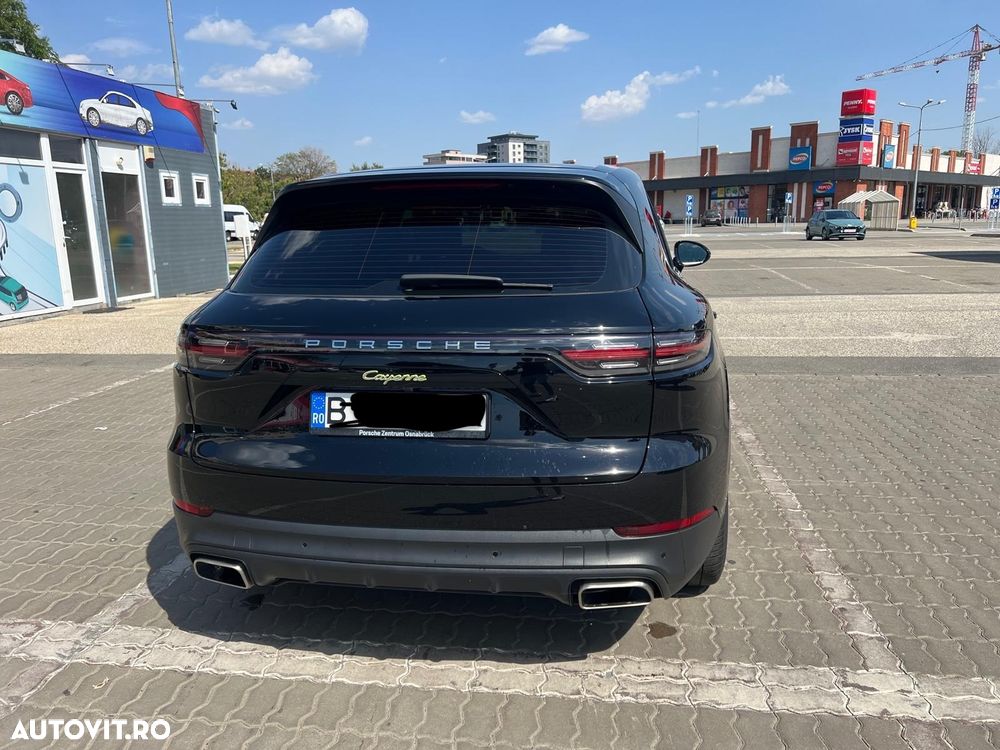 Porsche Cayenne - 2