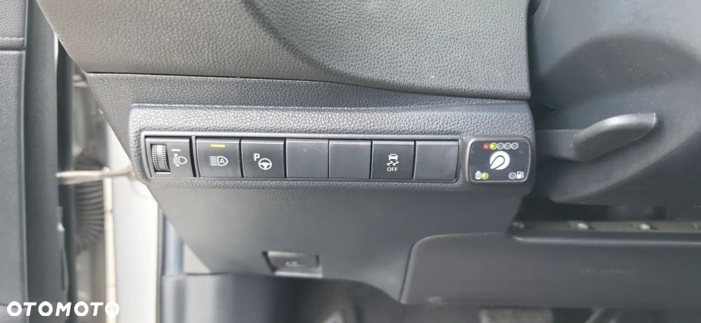 Toyota Corolla 1.8 Hybrid Comfort - 14