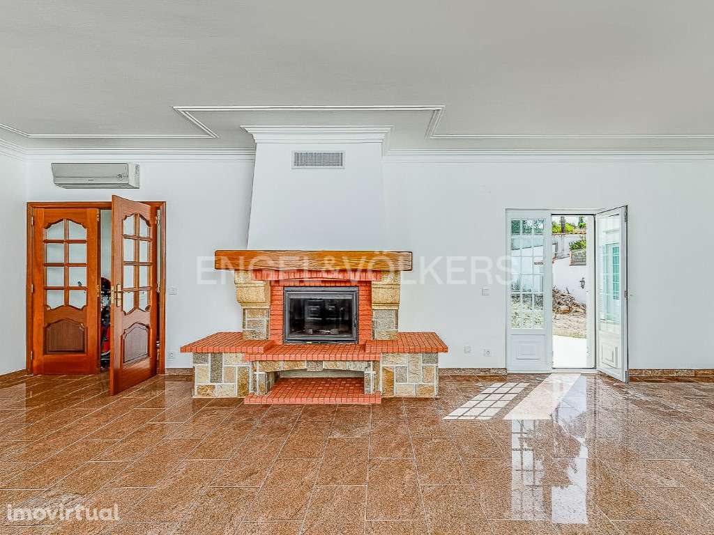 Espaçosa Moradia T8 isolada em Verdizela - Grande imagem: 2/41